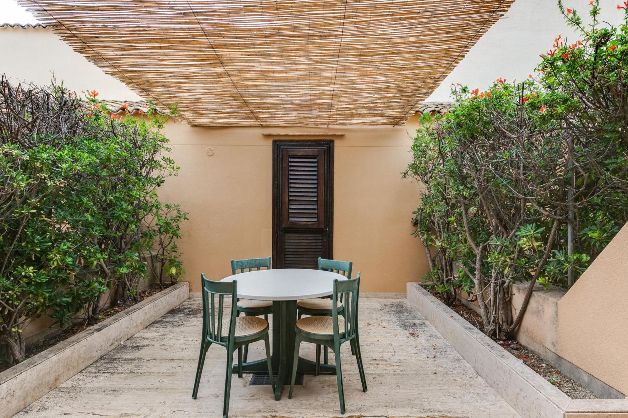 La Tonnara Di Bonagia Resort Valderice Δωμάτιο φωτογραφία